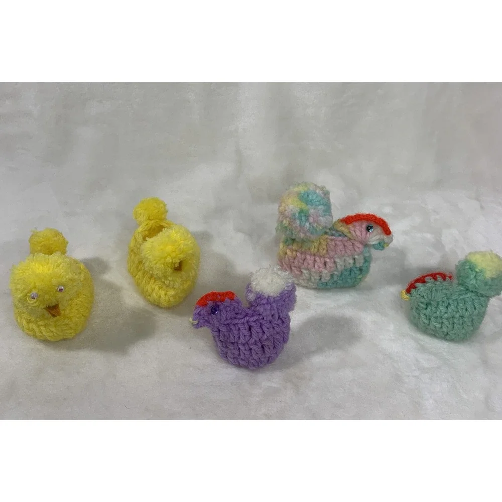 Vintage Crochet Knit Easter Egg Holders Set of 5  Handmade Easter Decoration VTG